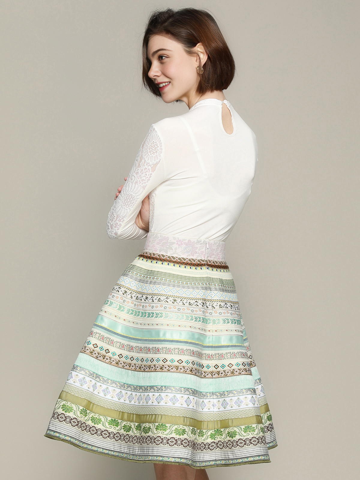Modernes Dirndl Cord Grün