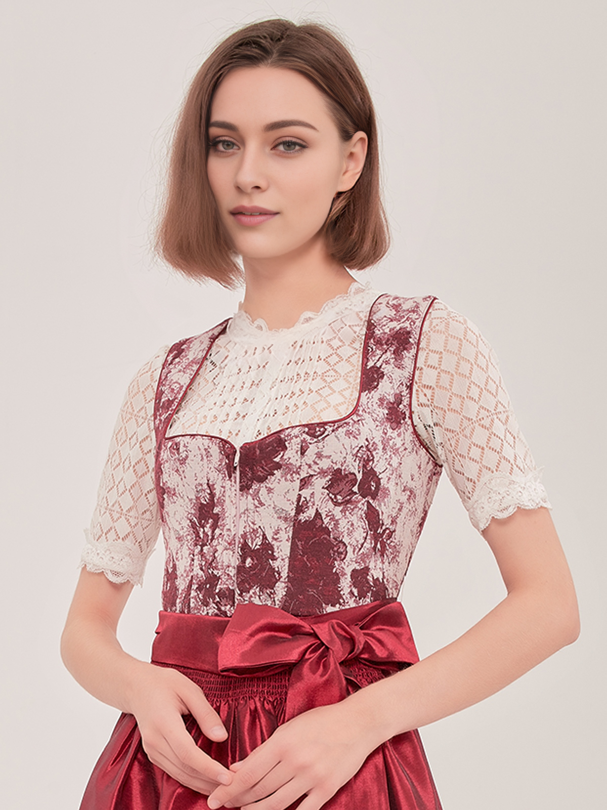 Dirndl mit Hakenverschluss in Rot