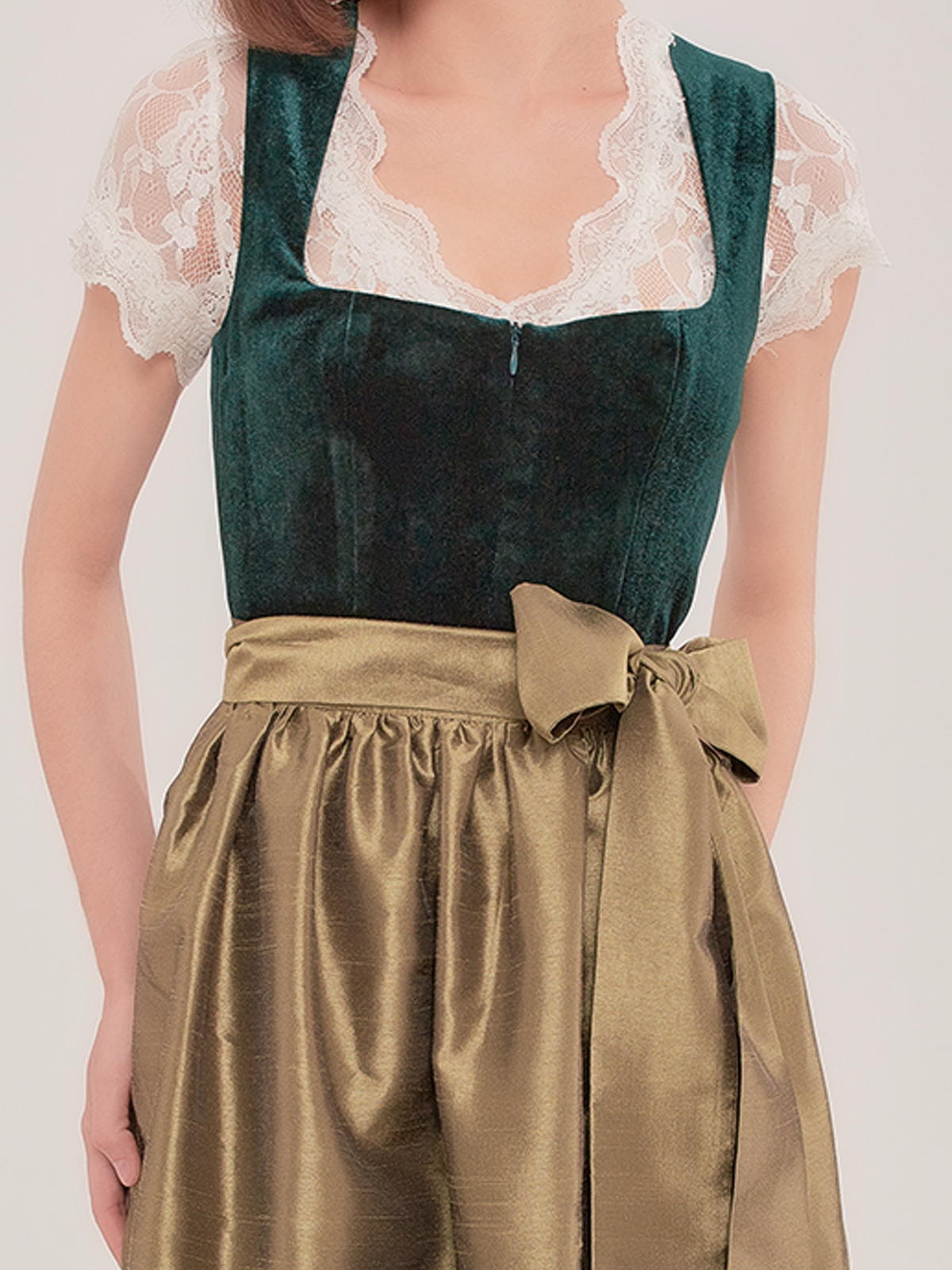 Dirndl in Grün – perfekt für festliche Anlässe