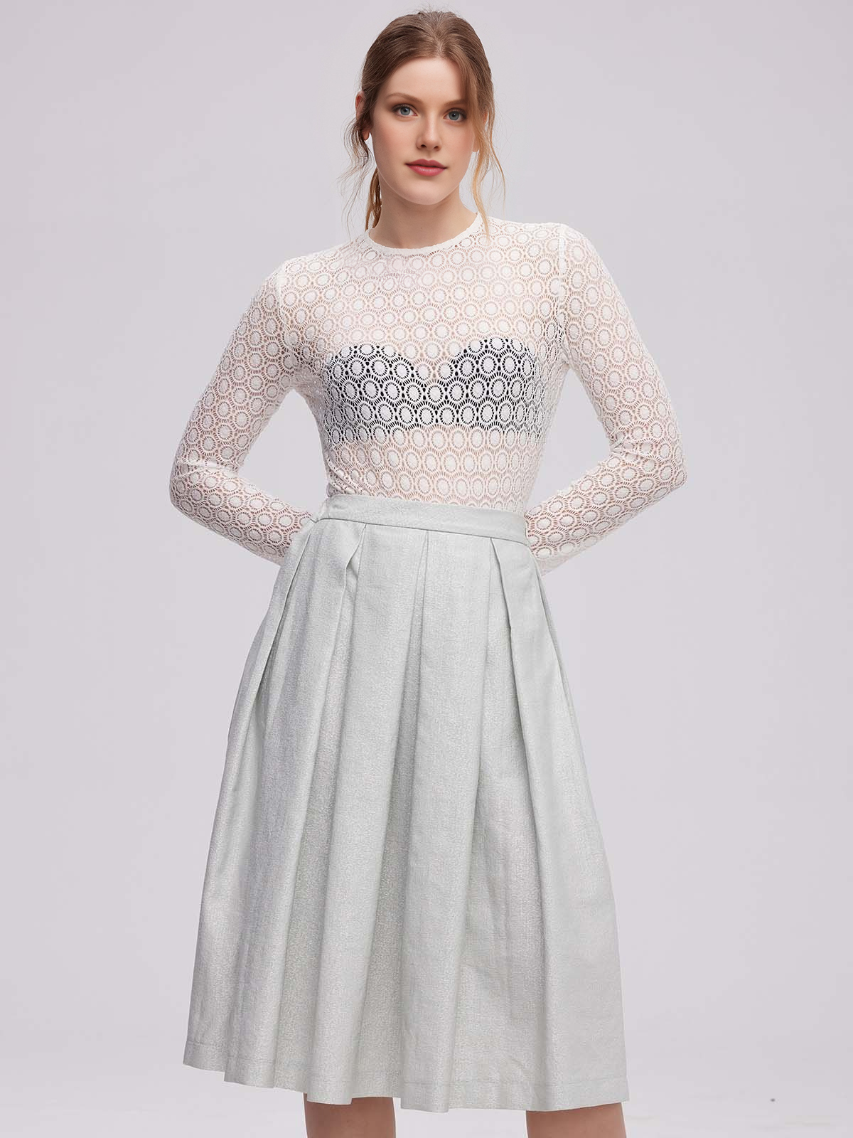 Dirndl Bluse in Grün – perfekt für festliche Anlässe