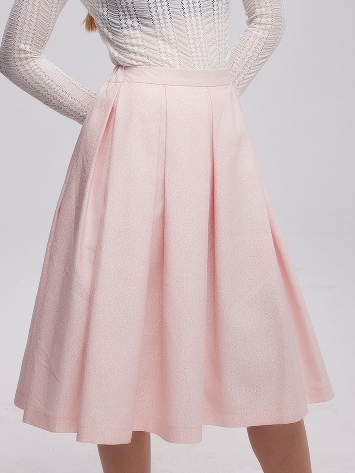 Midi Dirndl in Rosa – stilvoll und günstig