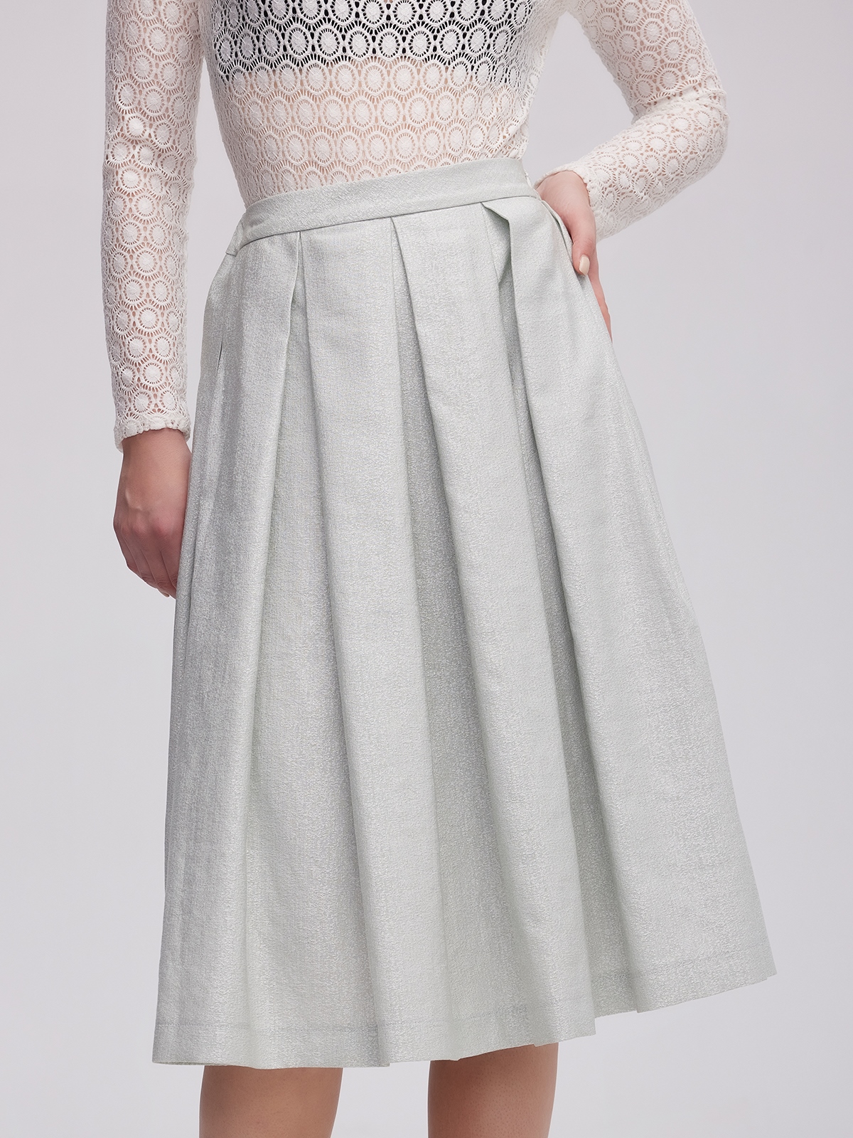 Dirndl mit grüner Schürze